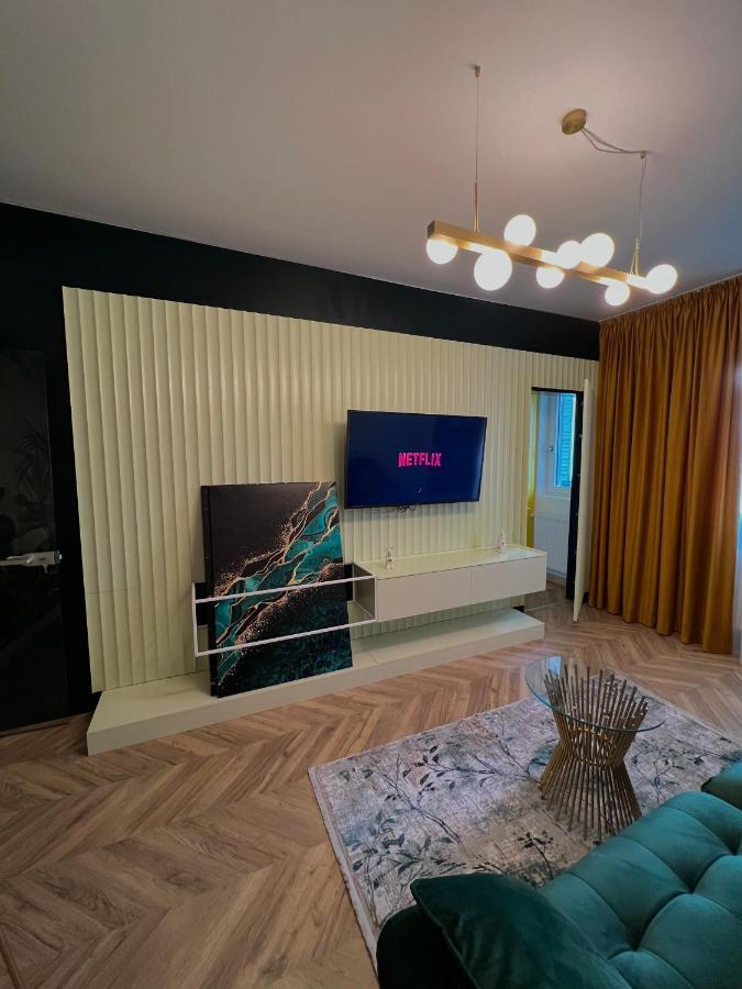 Nivas Apartments-Palace Of Culture Ιάσιο Εξωτερικό φωτογραφία
